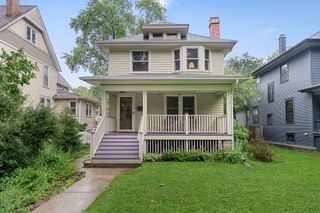 220 S Harvey Avenue, Oak Park, IL 60302