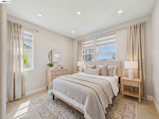 233 E Central Pkwy, Mountain House, CA 95391