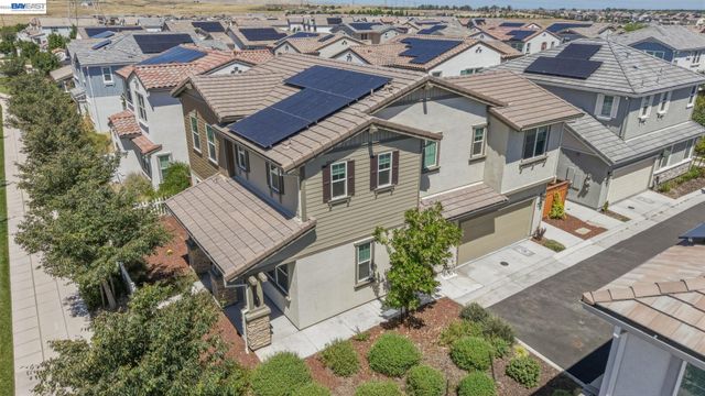 233 E Central Pkwy, Mountain House, CA 95391