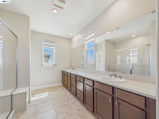 233 E Central Pkwy, Mountain House, CA 95391