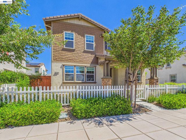 233 E Central Pkwy, Mountain House, CA 95391