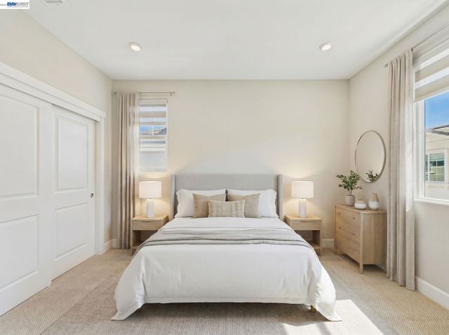 233 E Central Pkwy, Mountain House, CA 95391