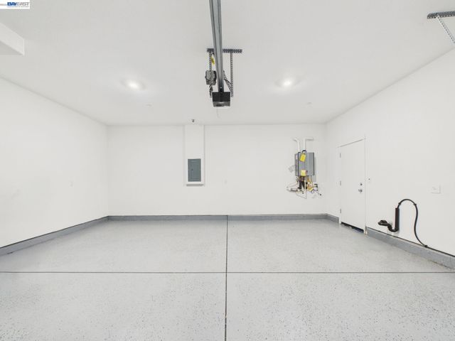 233 E Central Pkwy, Mountain House, CA 95391