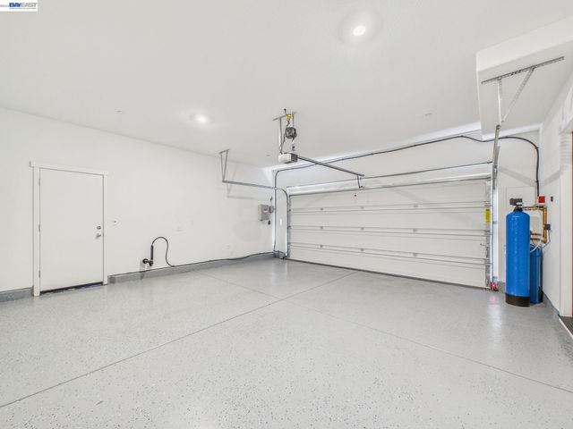 233 E Central Pkwy, Mountain House, CA 95391