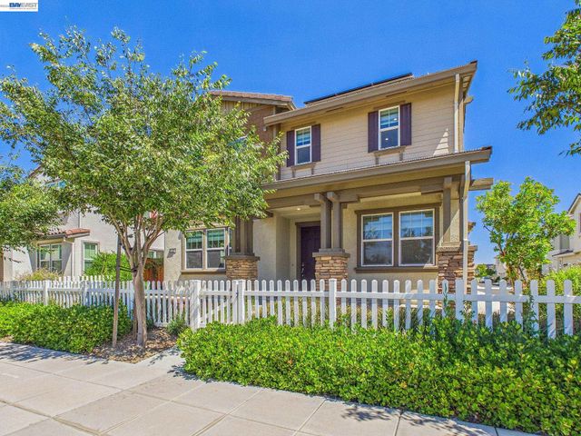 233 E Central Pkwy, Mountain House, CA 95391