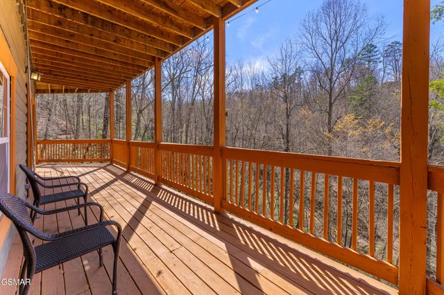 4210 S Boogertown Road, Sevierville, TN 37876