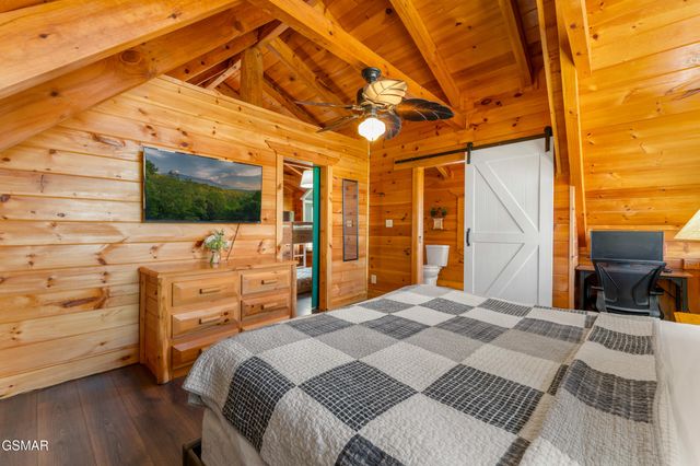 4210 S Boogertown Road, Sevierville, TN 37876