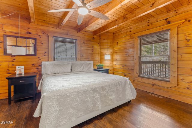 4210 S Boogertown Road, Sevierville, TN 37876