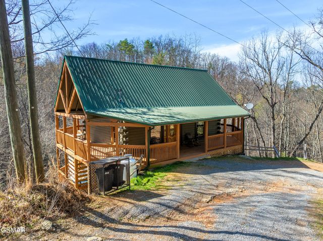 4210 S Boogertown Road, Sevierville, TN 37876