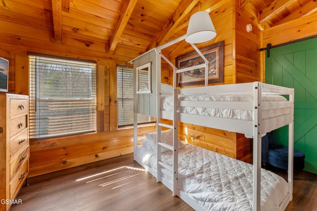 4210 S Boogertown Road, Sevierville, TN 37876