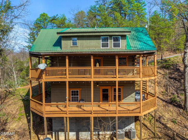 4210 S Boogertown Road, Sevierville, TN 37876