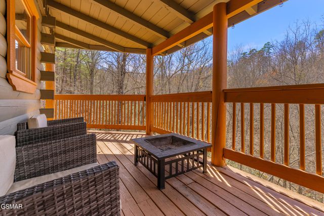 4210 S Boogertown Road, Sevierville, TN 37876