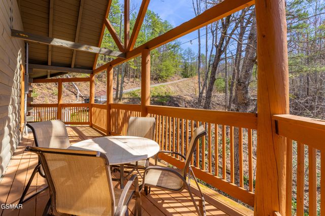 4210 S Boogertown Road, Sevierville, TN 37876