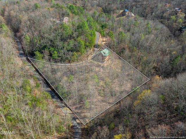 4210 S Boogertown Road, Sevierville, TN 37876