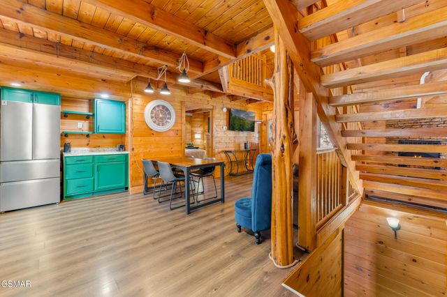 4210 S Boogertown Road, Sevierville, TN 37876