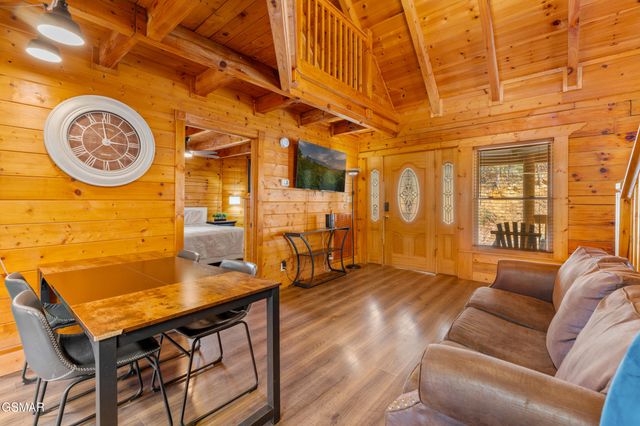 4210 S Boogertown Road, Sevierville, TN 37876