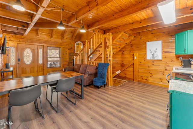 4210 S Boogertown Road, Sevierville, TN 37876