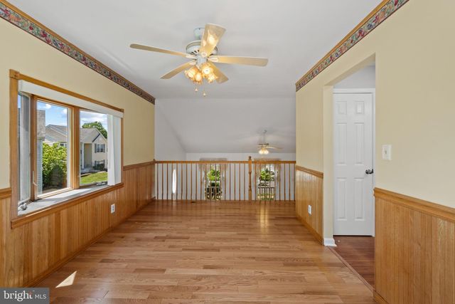 12 SNUG LAGOON CT, Baltimore, MD 21220