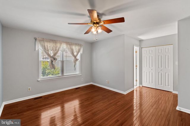 12 SNUG LAGOON CT, Baltimore, MD 21220