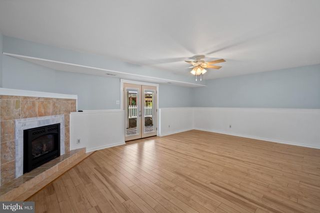 12 SNUG LAGOON CT, Baltimore, MD 21220