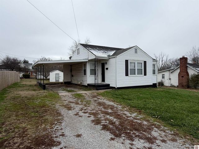 132 E Young Street, Princeton, KY 42445