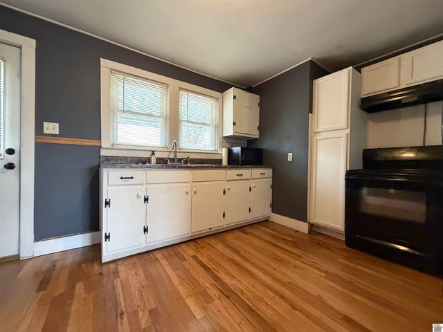 132 E Young Street, Princeton, KY 42445