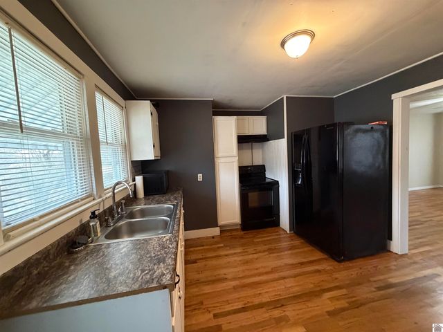 132 E Young Street, Princeton, KY 42445