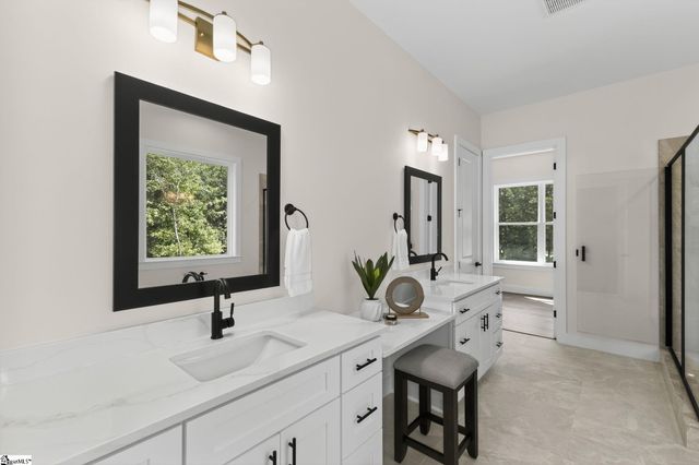 6910 Mountain View Road, Taylors, SC 29687