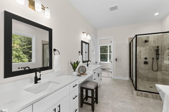 6910 Mountain View Road, Taylors, SC 29687