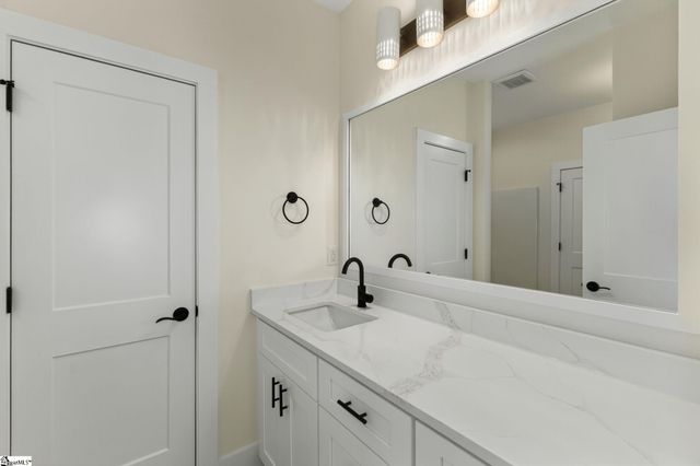 6910 Mountain View Road, Taylors, SC 29687