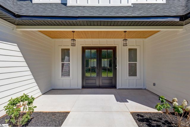 6910 Mountain View Road, Taylors, SC 29687