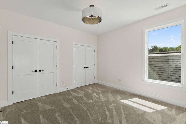 6910 Mountain View Road, Taylors, SC 29687