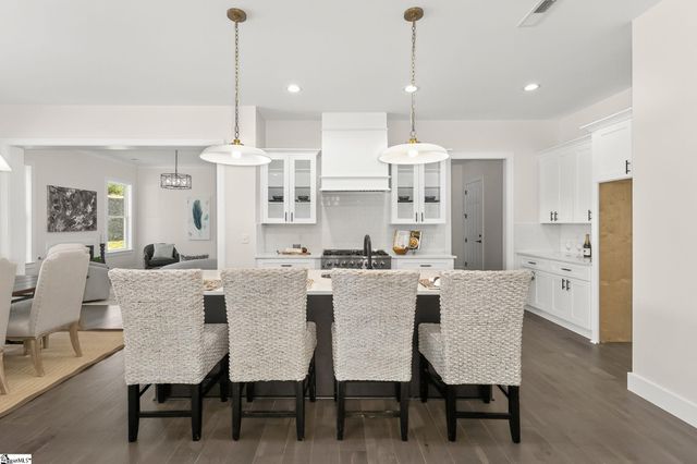 6910 Mountain View Road, Taylors, SC 29687