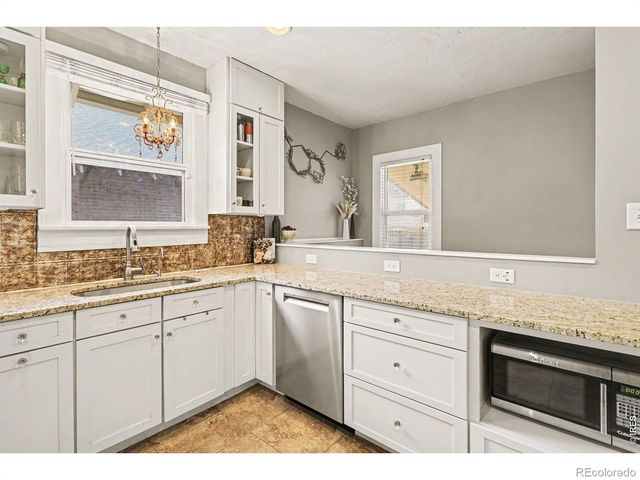 3411 N Vine Street, Denver, CO 80205