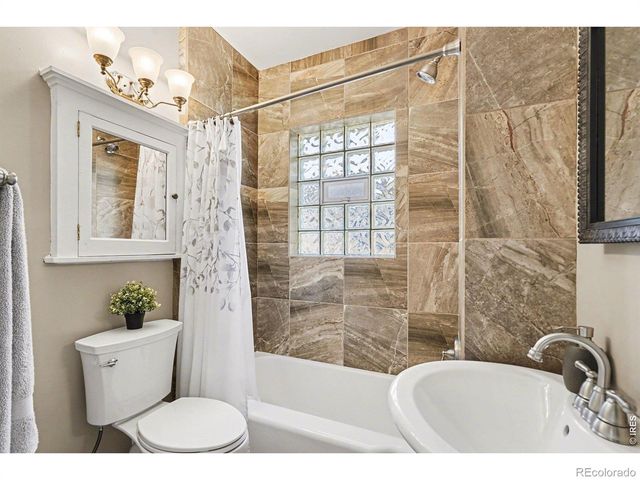 3411 N Vine Street, Denver, CO 80205