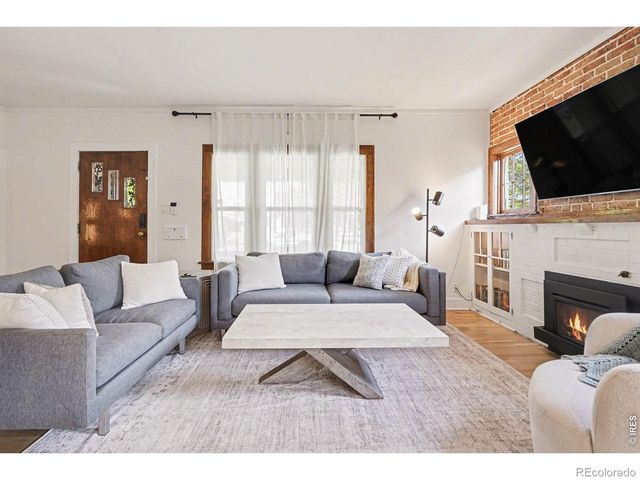 3411 N Vine Street, Denver, CO 80205