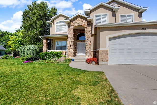 1366 FOX POINTE DR, Kaysville, UT 84037