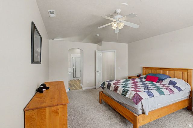 1366 FOX POINTE DR, Kaysville, UT 84037