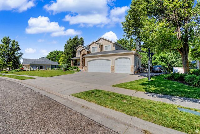 1366 FOX POINTE DR, Kaysville, UT 84037