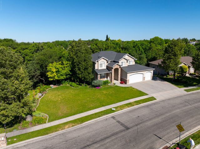 1366 FOX POINTE DR, Kaysville, UT 84037