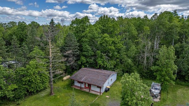 6028 S State Hwy 35, Superior, WI 54880