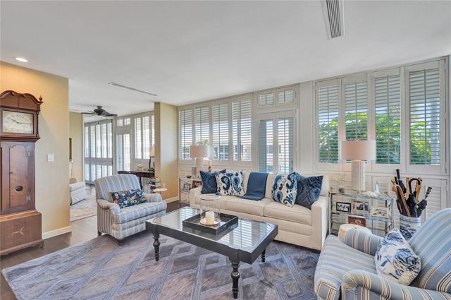 1124 Seminole Dr 1 C&D, Fort Lauderdale, FL 33304