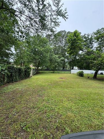 1508 Lovett Street, Greensboro, NC 27403