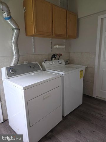 51 VERDI CIR, Newark, DE 19702