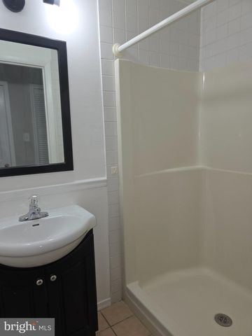 51 VERDI CIR, Newark, DE 19702