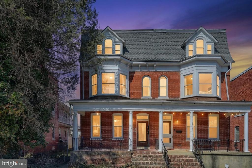 725 PENNSYLVANIA AVE, York, PA 17404