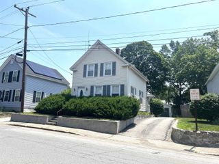 31 Ferry Street, Hudson, NH 03051