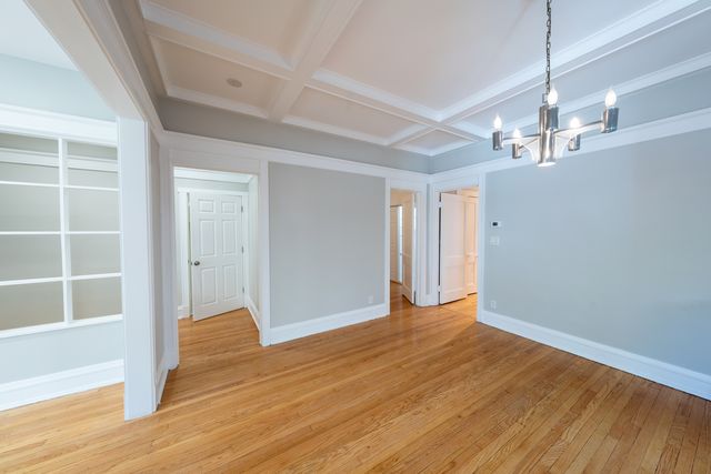 1460 W Foster Avenue 1, Chicago, IL 60640