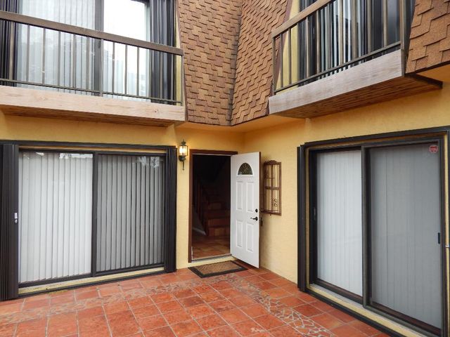 110 N Delaware Boulevard 13c, Jupiter, FL 33458