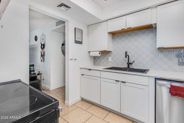 1500 W RIO SALADO Parkway 34, Mesa, AZ 85201